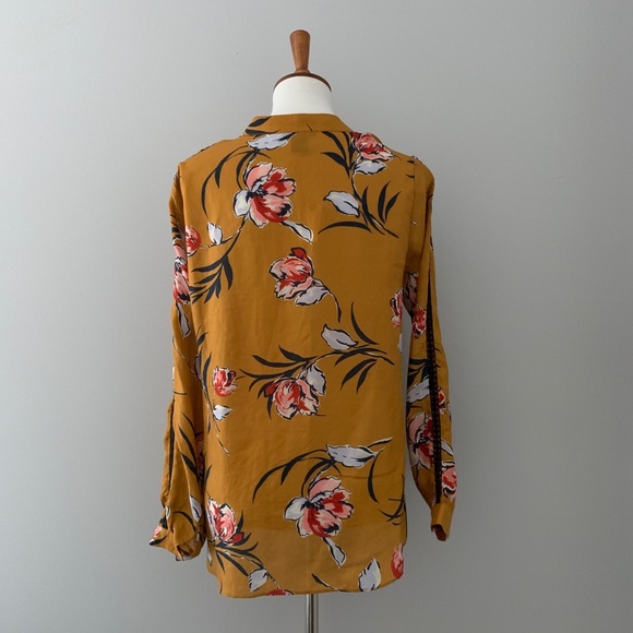 Anthropologie Silk Blouse - Picture 5 of 7